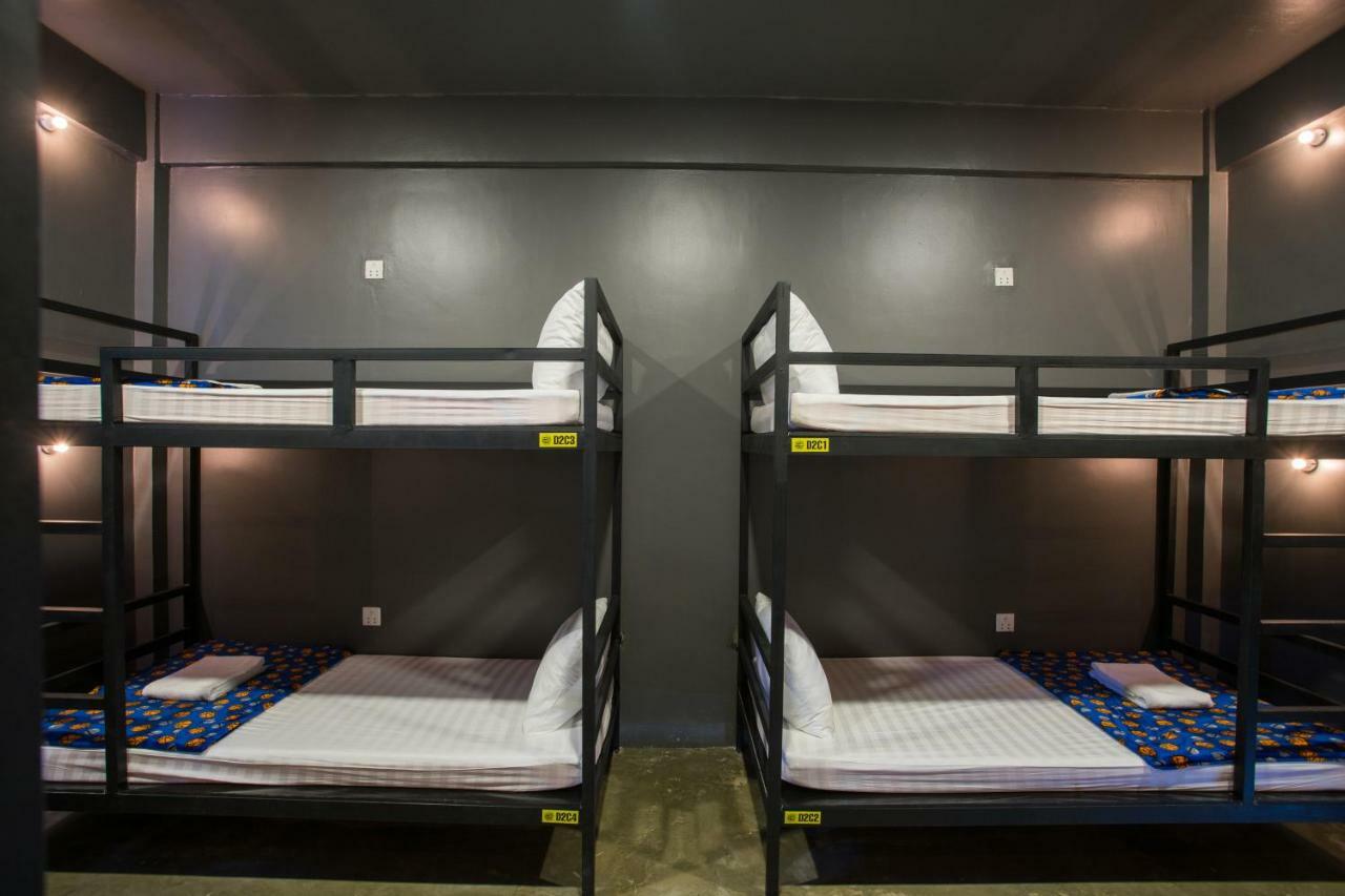 White Rabbit Hostel Siem Reap (Adults Only) ภายนอก รูปภาพ