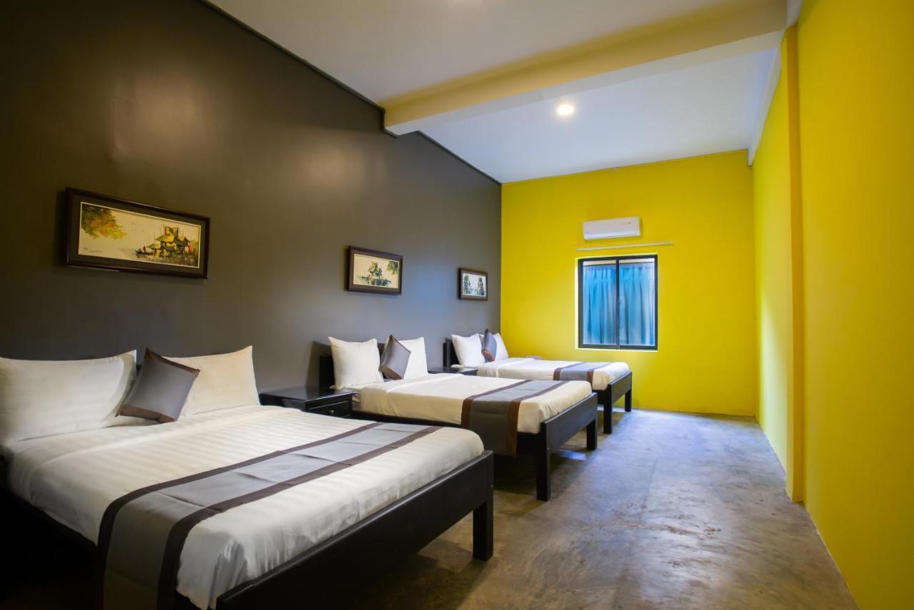 White Rabbit Hostel Siem Reap (Adults Only) ภายนอก รูปภาพ
